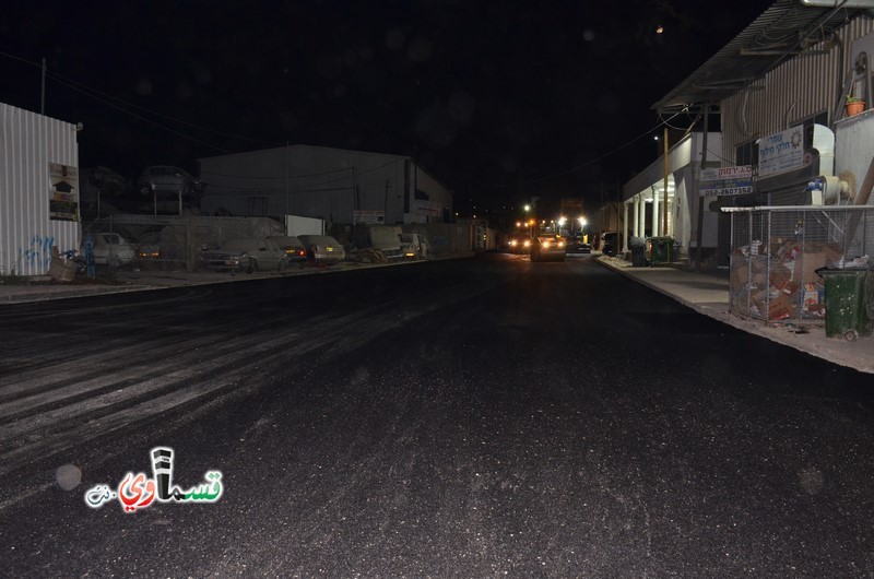 فيديو : الاتجاه المعاكس  لمهبط الطيران ينعم بالتعبيد والتزفيت والرئيس عادل بدير  استطعنا ان نجعل من التعبيد والتزفيت ثقافة سهلة المنال بعد ان كانت رجاء وعناء .